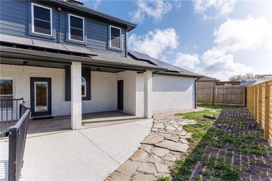 Set in Kings Crossing, one of the area's most sought after - photo 27