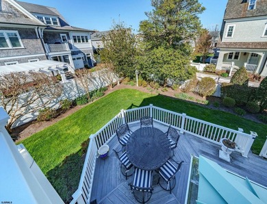 Spanning over 3,600 sqft, 407 E Atlantic Blvd offers 4 bedrooms - photo 29