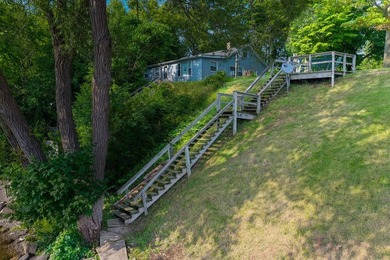 Year-round Lake Winnebago cottage with 70' of frontage on a 0 - photo 35