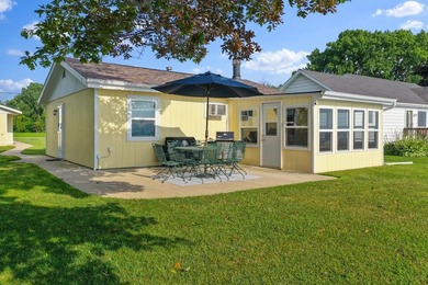 Year-round Lake Winnebago cottage with 70' of frontage on a 0 - photo 41