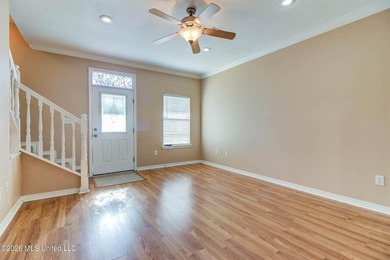 Charming 2-Story Townhouse WITH A NEW ROOF! This lovely - photo 10