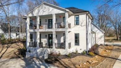 Lake Home For Sale in Savannah, Tennessee