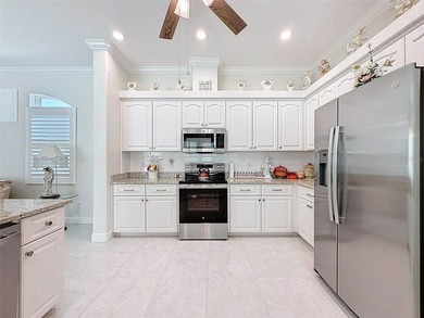 JUST REDUCED!!!This custom-built single-family residence - photo 2