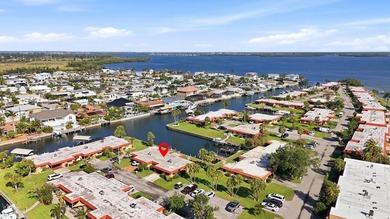 Gated waterfront living in Palma Sola Harbour! Your dream condo - photo 8