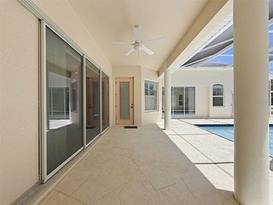 JUST REDUCED!!!This custom-built single-family residence - photo 10
