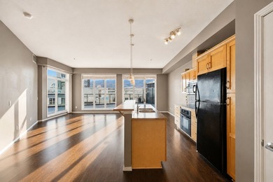 Experience the ultimate downtown Kelowna lifestyle in this - photo 2