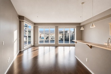 Experience the ultimate downtown Kelowna lifestyle in this - photo 10