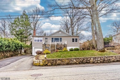 White Meadow Lake Home Sale Pending in Rockaway Twp. New Jersey