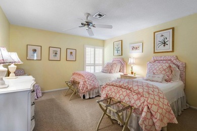Discover the charm of this inviting 3-bedroom, 2-bathroom home - photo 25