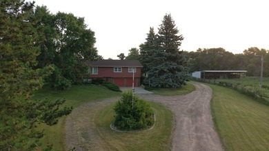 Enjoy the perfect balance of privacy, space, and convenience - photo 6