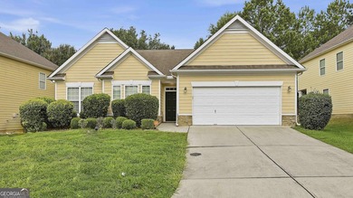 This 3 bedroom 2 bathroom ranch home is move in ready and priced - photo 1