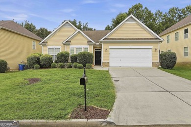 This 3 bedroom 2 bathroom ranch home is move in ready and priced - photo 2