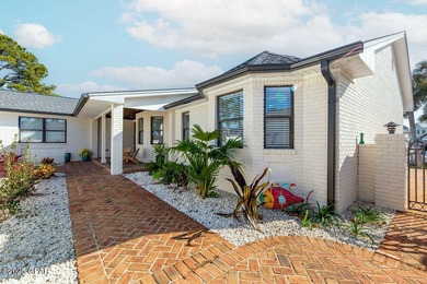 'UNDER CONTRACT, SELLER WILL CONSIDER BACK UP OFFERS.' - photo 8