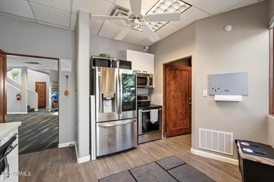 Exceptional standalone office building in North Scottsdale - photo 15
