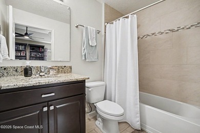 Welcome to this exceptional 4-bedroom, 3.5-bathroom - photo 15