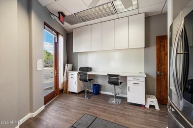 Exceptional standalone office building in North Scottsdale - photo 16