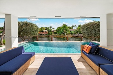 Miami Shores luxury waterfront home with 100-ft of protected - photo 19