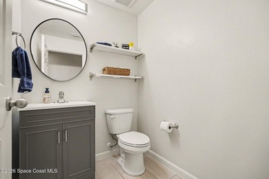 Welcome to this exceptional 4-bedroom, 3.5-bathroom - photo 28