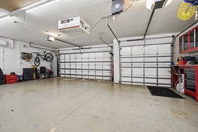 Welcome to this exceptional 4-bedroom, 3.5-bathroom - photo 30