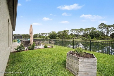Welcome to this exceptional 4-bedroom, 3.5-bathroom - photo 48