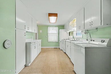 Welcome to 2409 Louisiana Street! This charming, move-in ready - photo 10