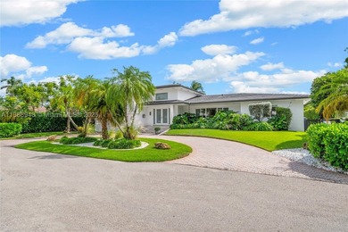 Miami Shores luxury waterfront home with 100-ft of protected - photo 55