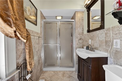 Welcome to this spacious 4-bedroom, 2-bath colonial offering - photo 12