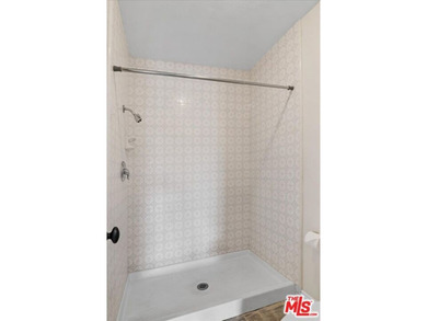 Live on the 8th Hole Fully Remodeled Luxury Condo Golf Course - photo 18