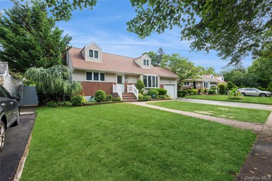 Hempstead Lake Home Sale Pending in West Hempstead New York