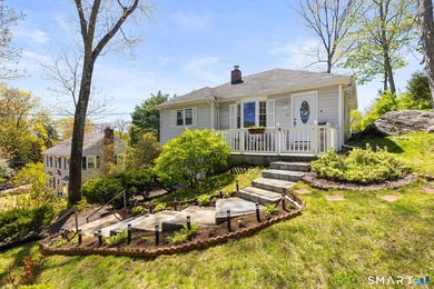 Updated Home in Prime Norwalk Location! This beautifully - photo 27