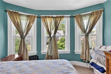 Welcome to this spacious 4-bedroom, 2-bath colonial offering - photo 30