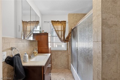 Welcome to this spacious 4-bedroom, 2-bath colonial offering - photo 35