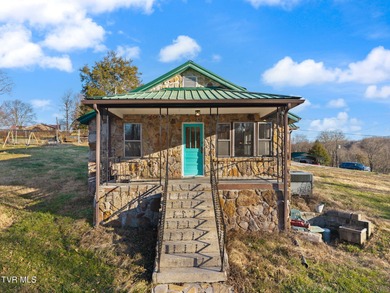Well-maintained home on just over an acre of private land in the - photo 3