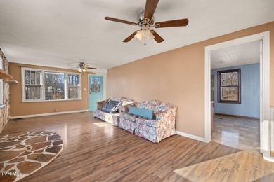 Well-maintained home on just over an acre of private land in the - photo 8