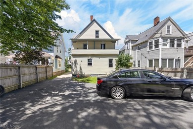 Welcome to this spacious 4-bedroom, 2-bath colonial offering - photo 49