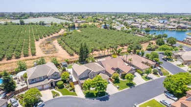 Located on a quiet cul-de-sac in the prestigious Quail Lake - photo 50