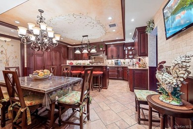 Experience ultra-luxurious living in one of New York's most - photo 11
