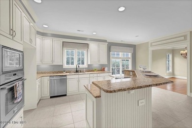 Welcome to this perfectly situated 3-bedroom, 3-bath Pembroke of - photo 21
