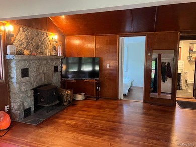 Charming Updated Seasonal Smallwood Cottage Near Bethel Woods - - photo 15