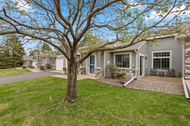 Welcome to easy, single-level living in this beautifully updated - photo 21