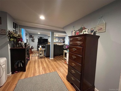 Beautifully maintained custom built expanded ranch with 2 car - photo 25