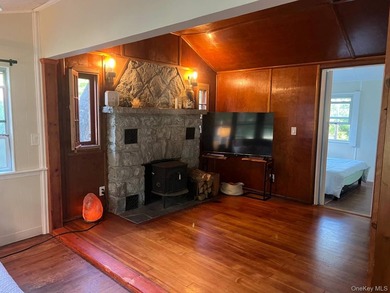 Charming Updated Seasonal Smallwood Cottage Near Bethel Woods - - photo 28