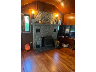 Charming Updated Seasonal Smallwood Cottage Near Bethel Woods - - photo 32