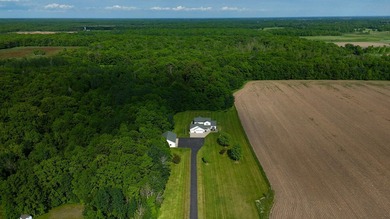 Private 10-acre country property featuring a 4 bed, 4 bath home - photo 44
