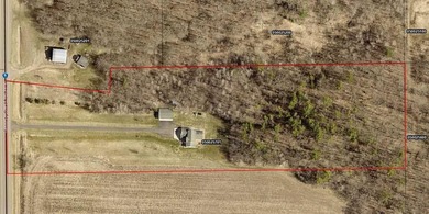 Private 10-acre country property featuring a 4 bed, 4 bath home - photo 46