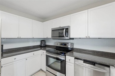 INVESTMENT OPPROTUNITY!!(This unit comes with a renter already - photo 4