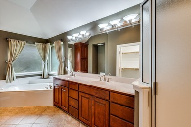 Custom, one-story, 5 bed, 3bath home on an acre of wooded land - photo 19