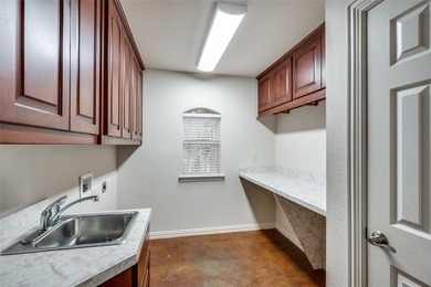 Custom, one-story, 5 bed, 3bath home on an acre of wooded land - photo 30