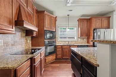Welcome to this custom built, 4 sides brick home with stone - photo 32