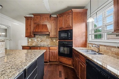 Welcome to this custom built, 4 sides brick home with stone - photo 34